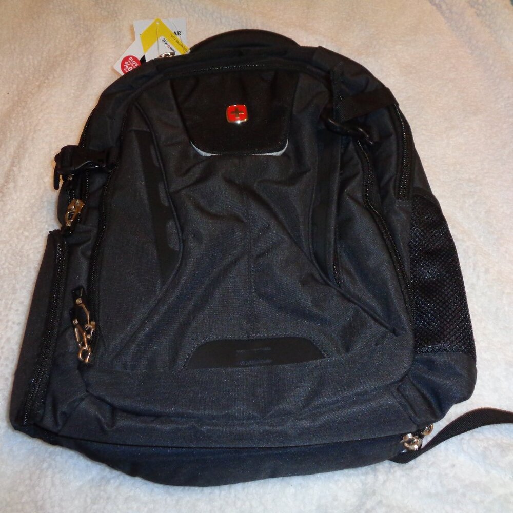 SwissGear 5358 ScanSmart Laptop Backpack, Fits 16 Inch Laptop, USB Charging Port